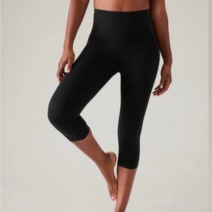 Athleta Slate Grey Ultra High Rise Elation Capri XS